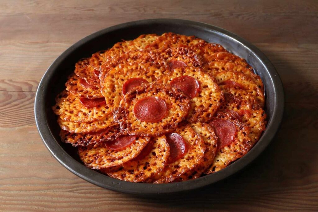 Landzelela rhisipi u endla Pepperoni Pizza Cheese Chips
